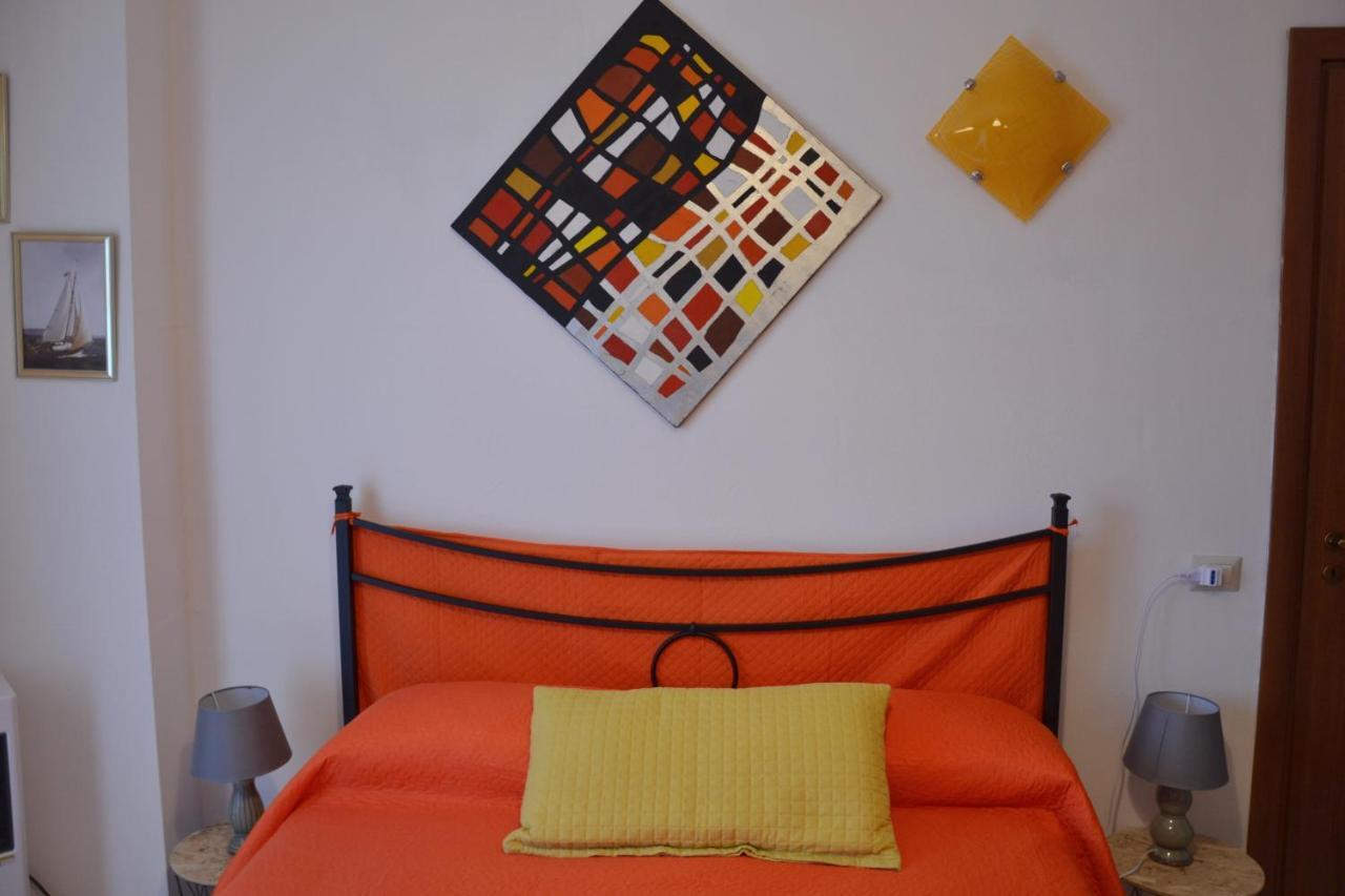 Profumo Di Mare Bed & Breakfast Giardini Naxos Bagian luar foto
